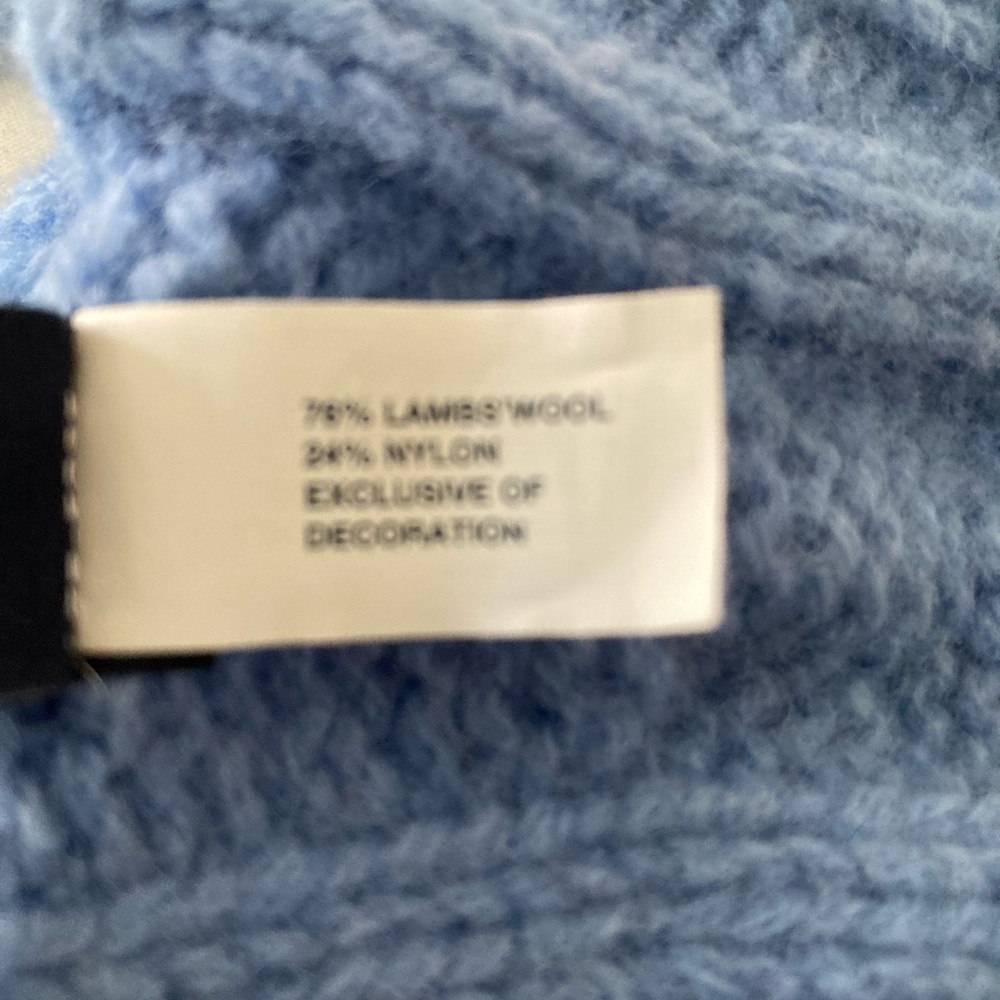 GAP SCARF - Picture 7 of 9